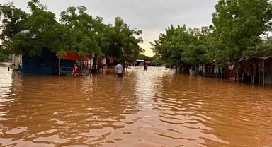 Somali'de seller nedeniyle 30 kişi hayatını kaybetti, 500 bin kişi evsiz kaldı