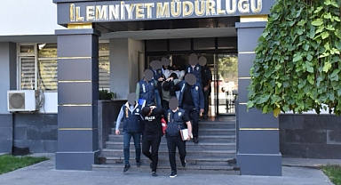 Sosyal medya dolandırıcılığından 222 şüpheli yakalandı