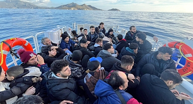 146 düzensiz göçmen ve 2 göçmen kaçakçısı yakalandı