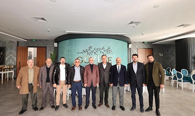 AK Parti Gebze ,Teşkilatının emektar isimleriyle istişare toplantısı düzenledi