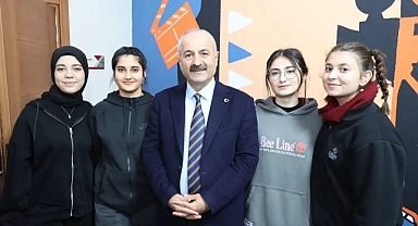 Başkan Büyükgöz Kariyer Günleri’nde Gençlerle Buluşuyor