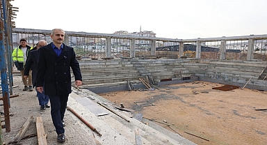 Çiftçi, Kapalı Spor Salonu projesini inceledi