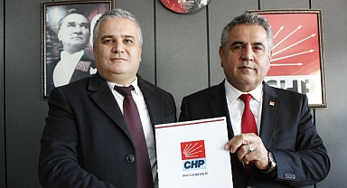 DİKİLİ BELEDİYE BAŞKAN ADAY ADAYI GAZİ AKINCI, DOSYASINI CHP’YE SUNDU