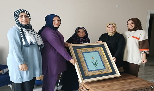 Gebze Ak Kadınlar Başkanı Habibe Çırak gönül köprüleri kurmaya devam ediyor