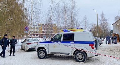 Rusya'da bir okula düzenlenen silahlı saldırıda 2 öğrenci hayatını kaybetti