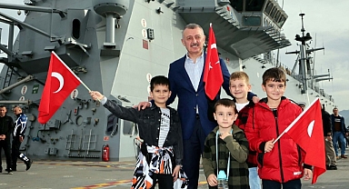 TCG Anadolu, Kocaeli'ye heyecan ve gurur verdi