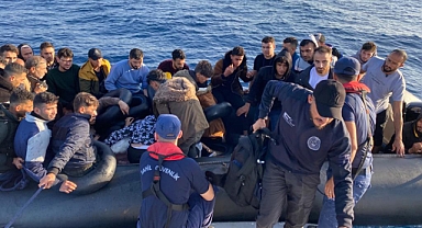 Yunanistan'ın geri ittiği 121 düzensiz göçmen kurtarıldı