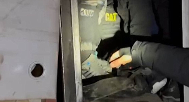 Çekicinin dorsesinde 24 düzensiz göçmen yakalandı