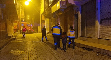 Diyarbakır'da şarj edilen telefon yangına yol açtı: Anne ve 4 çocuk yaralandı