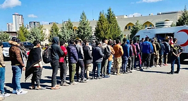 Edirne'de 160 düzensiz göçmen yakalandı