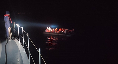 İzmir açıklarında 95 düzensiz göçmen kurtarıldı