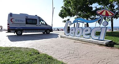 Mavi ambulanslar sağlık için mekik dokudu