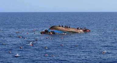 Akdeniz'de göçmen teknesi alabora oldu: 5 can kaybı