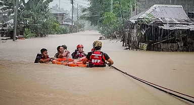 Filipinler'de sel ve toprak kayması: 6 ölü, 1 kayıp