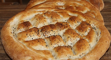 Fırıncılar Federasyonu: Ankara ve İstanbul'da ramazan pidesi 15 liraya satılacak