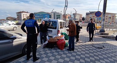 Gebze Zabıtasından Seyyar Satıcılara Yönelik Denetim