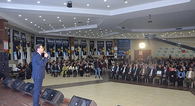 Gencay Yıldıztekin’e 12 ilçeden büyük teveccüh