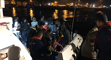 İzmir açıklarında düzensiz göçmen operasyonu