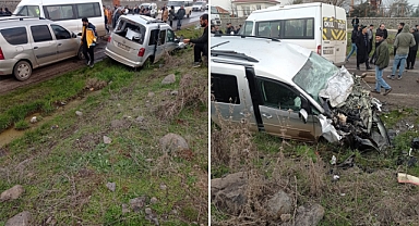 Okul servisi ve 2 araç çarpıştı: 6 yaralı