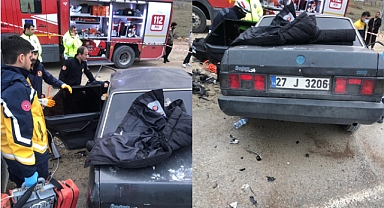 Şanlıurfa'da 2 otomobil çarpıştı: 1 ölü, 2 yaralı