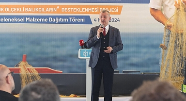 Başkan Büyükakın: Balıkçılara en büyük desteğimiz denizlerimizi temizlemek