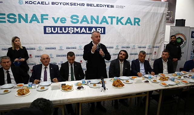 Başkan Büyükakın sanayi esnafıyla iftar yaptı