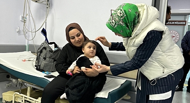 Fatma Kurtuluş, acil servisteki hastaları dinledi