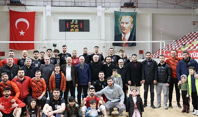 Gebze BLD Voleybol Takımı Adını Play-Off’a Yazdırdı