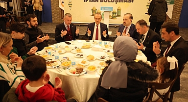 Yavuz ve Büyükakın, yetimlerle iftarda buluştu