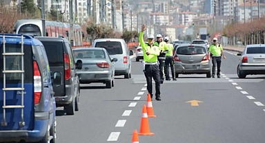 Ağır tonajlı araçlara bayram dönüşü seyir yasağı