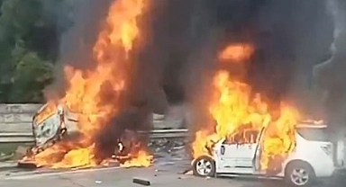 Endonezya'da trafik kazası: 12 ölü
