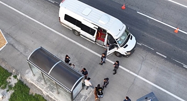 Minibüste 3 kilo eroin ele geçirildi: 2 kişi tutuklandı