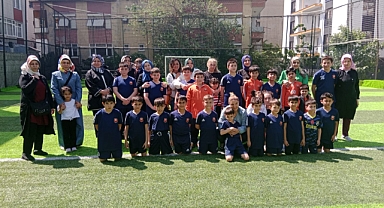 Esenler Güven Spor Kulübü, Anneler Günü’nü kutladı