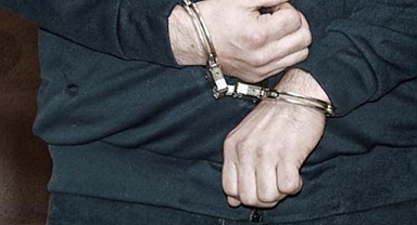 Umreye gitmek isteyen 400 kişi dolandırıldı