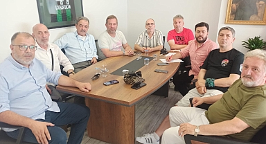 CHP İzmit Esnaf Komisyonu kuruldu