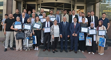 GTO Üyelerine aile şirketlerinin kurumsallaşması eğitim programı katılım belgeleri törenle teslim edildi