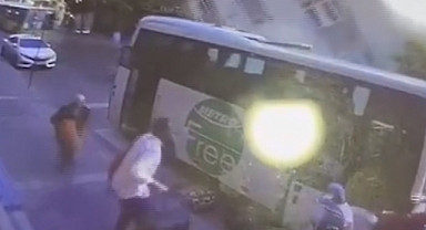 İstanbul'daki binanın çökme anları ortaya çıktı