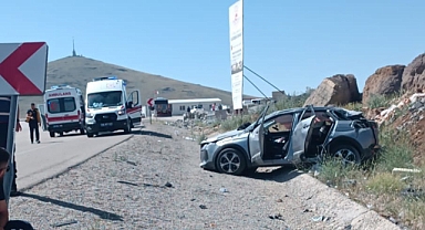 Otomobil su kanalına girip takla attı: 1 ölü 3 ağır yaralı