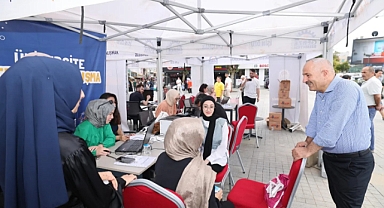Başkan Büyükgöz, Tercih danışmanlık merkezini ziyaret etti