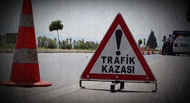 Yolcu otobüsü ile kamyon çarpıştı: 1 ölü, 38 yaralı