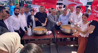 Yeniden Refah Darıca'dan 5000 kişilik aşure ikramı