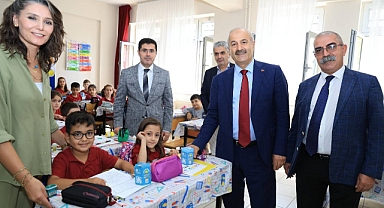 Başkan Büyükgöz’den Gebzeli Çocuklara Hediye Kumbaralar