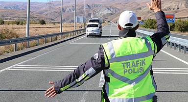 Bir haftada 515 bin araç sürücüsüne cezai işlem uygulandı