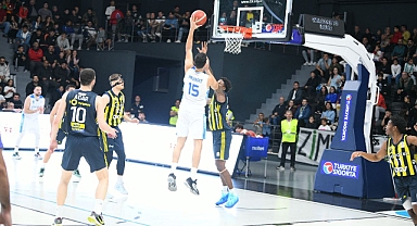 Çayırova Belediyesi, Fenerbahçe Koleji’ni yendi