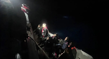 Yunan unsurlarınca geri itilen düzensiz göçmenler kurtarıldı