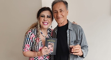 Sanatçı Selhan Özdemir Ünlü Komedyen Tiyatrocu Yazar Yalçın Özden İle Skeç Yaptı