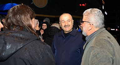 Başkan Büyükgöz umre yolcularını uğurladı