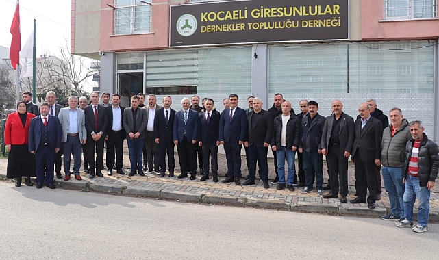Vali İlhami Aktaş, Kocaeli Giresunlular Dernekler Topluluğu Derneğini Ziyaret Etti