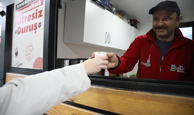 İzmit Belediyesi 5 liraya filtre kahve hizmetine başladı