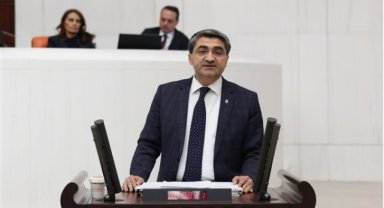 Ekmen: Sırrı Süreyya Önder'in ölümü hepimiz için çok büyük bir kayıp